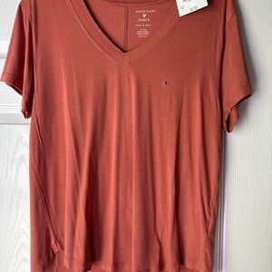 American Eagle Outfitters Orange Fitted V-Neck Tee